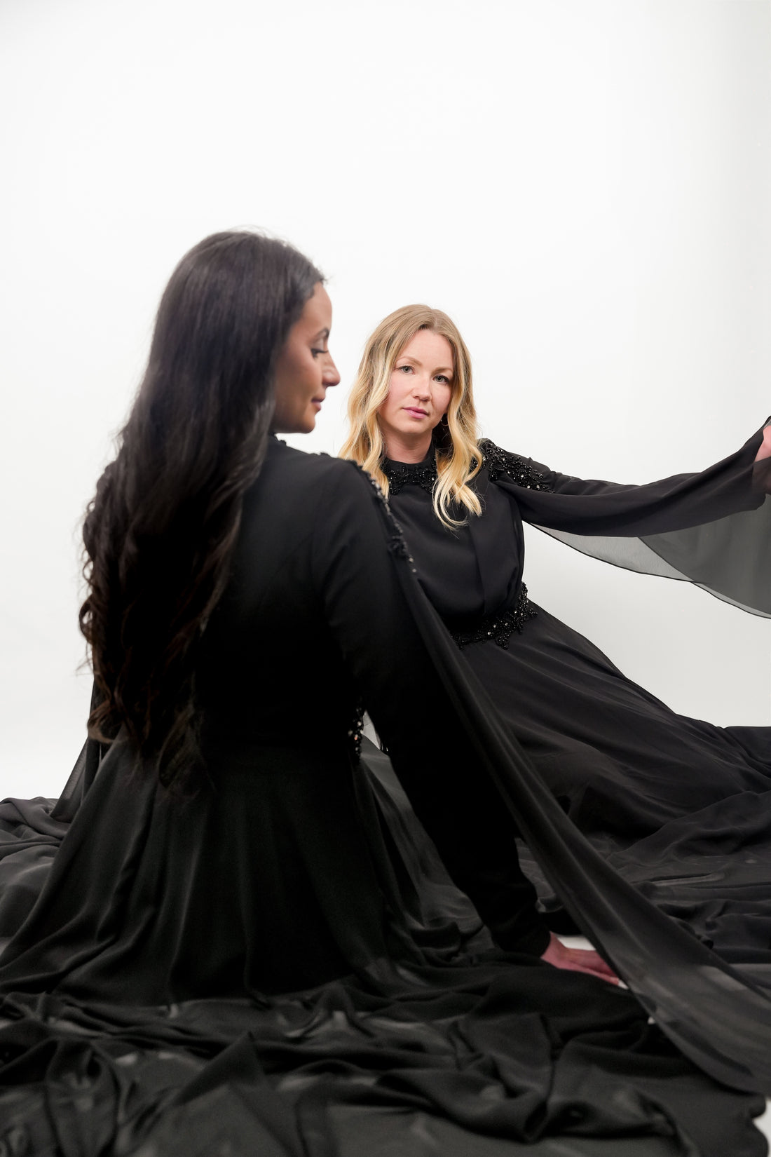 Robe Arya noir